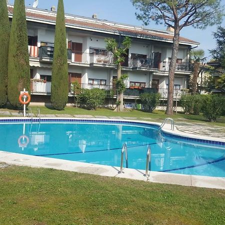 Lucky Apartment 2 Сирмионе Екстериор снимка
