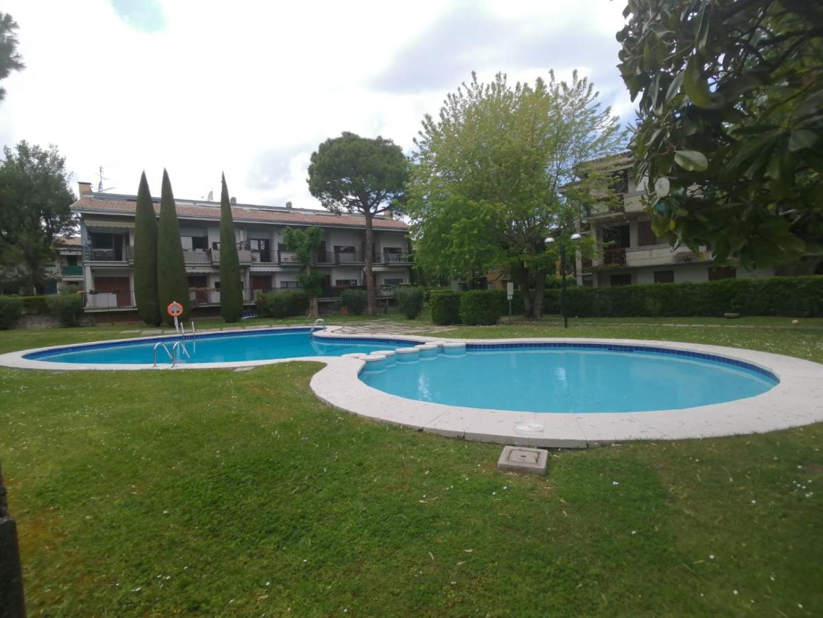 Lucky Apartment 2 Сирмионе Екстериор снимка