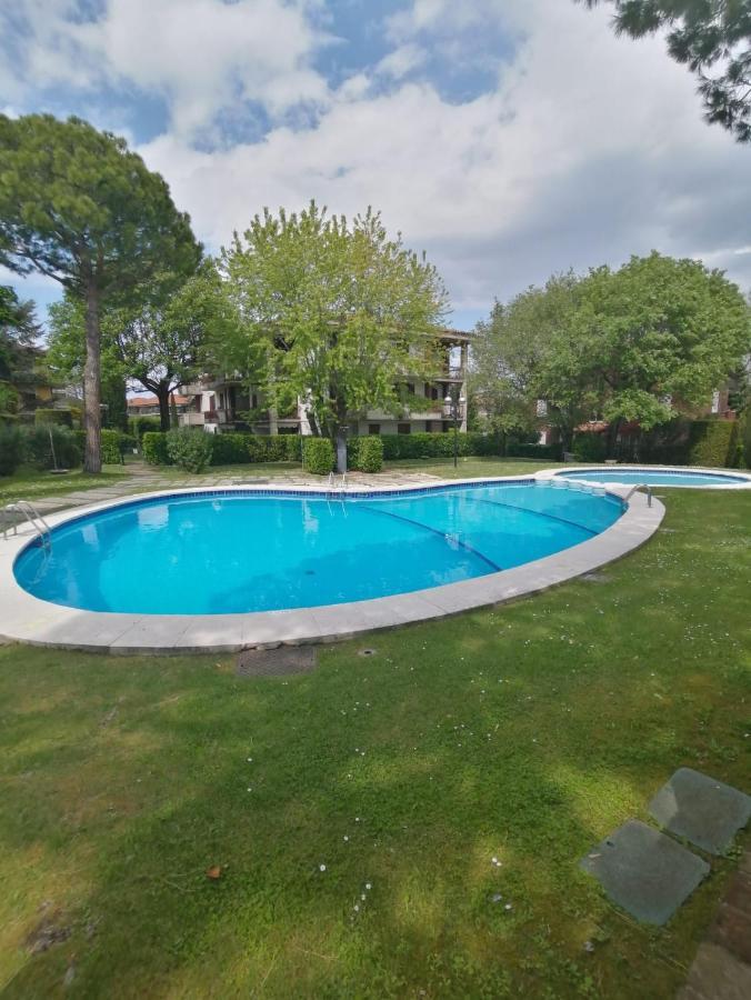 Lucky Apartment 2 Сирмионе Екстериор снимка