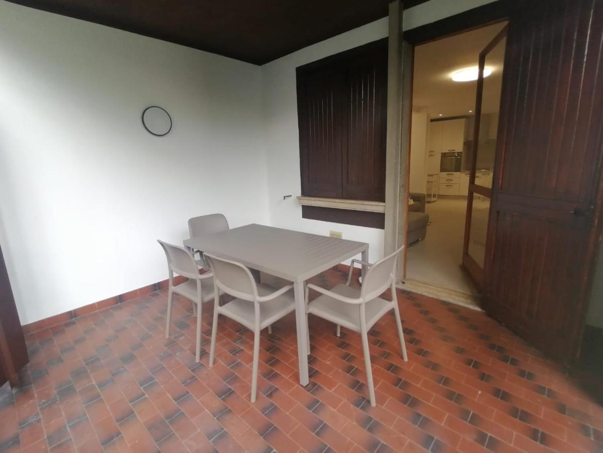 Lucky Apartment 2 Сирмионе Екстериор снимка